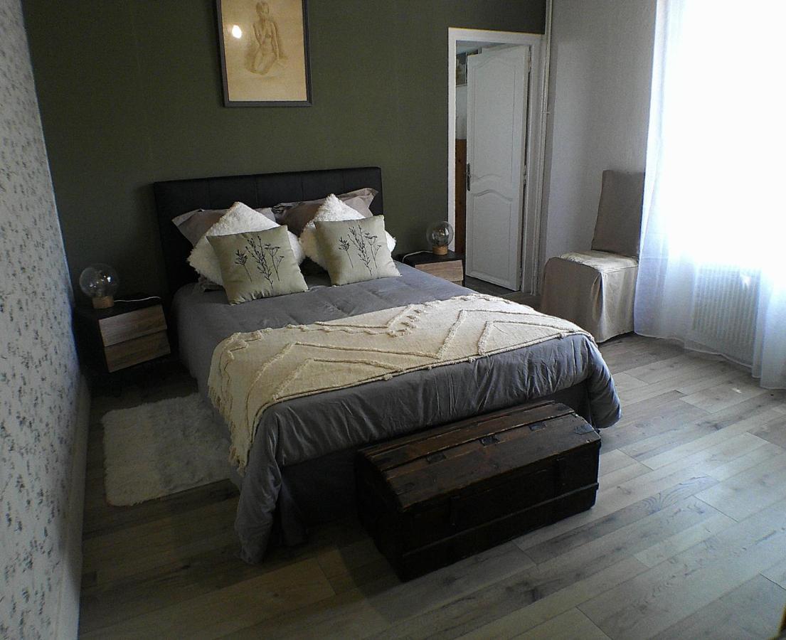 Le Clocooning Chambres D'Hotes Chez L'Habitant Billy  Esterno foto