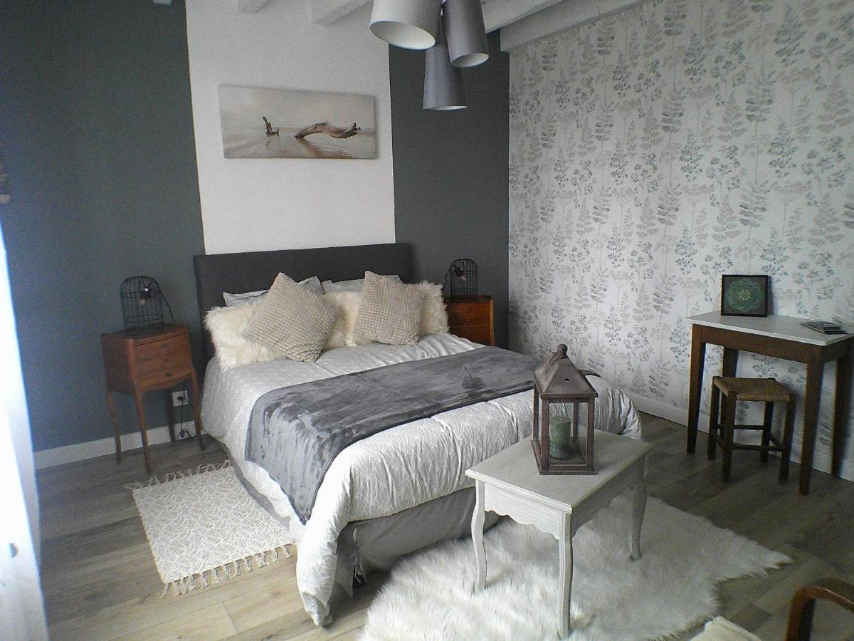 Le Clocooning Chambres D'Hotes Chez L'Habitant Billy  Esterno foto