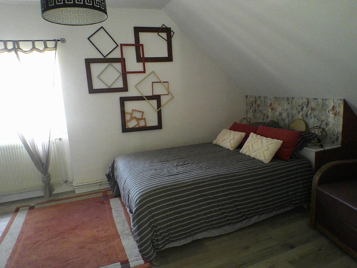 Le Clocooning Chambres D'Hotes Chez L'Habitant Billy  Esterno foto
